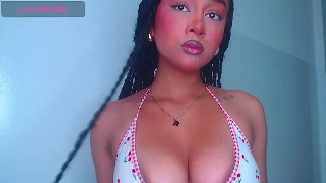Snapshot of brenda_a_ chatting on 03/01/25, 11:17 brenda a online show from 03/01/25, 11:17