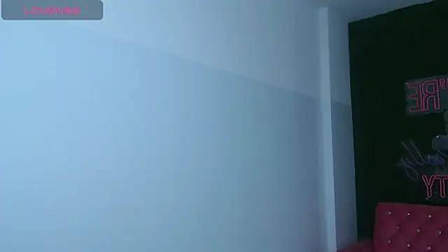 Snapshot of brenda_a_ chatting on 01/24/25, 02:19 brenda a online show from 01/24/25, 02:19