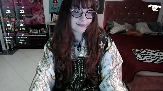 Snapshot of Avril2001 chatting on 01/12/26, 06:31 Avril2001 online show from 01/12/26, 06:31