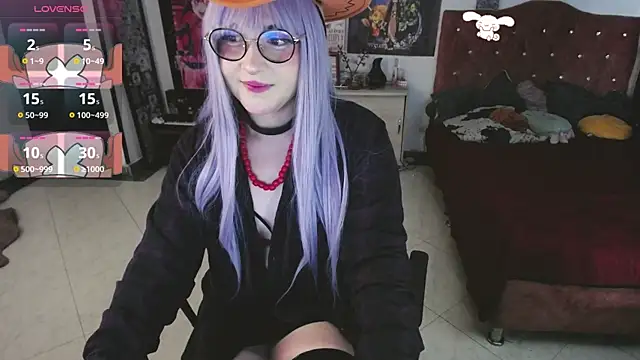 Snapshot of Avril2001 chatting on 02/23/25, 01:02 Avril2001 online show from 02/23/25, 01:02
