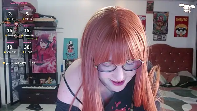 Snapshot of Avril2001 chatting on 09/21/25, 01:44 Avril2001 online show from 09/21/25, 01:44