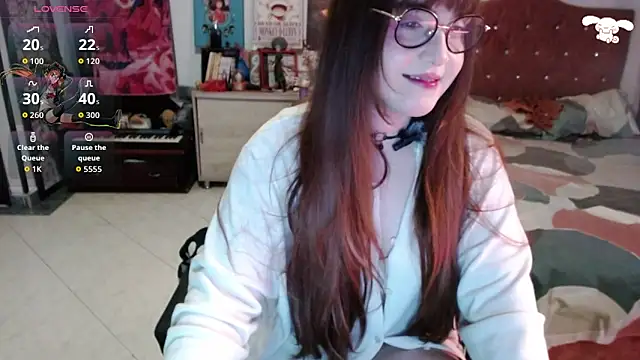 Snapshot of Avril2001 chatting on 03/04/26, 03:36 Avril2001 online show from 03/04/26, 03:36