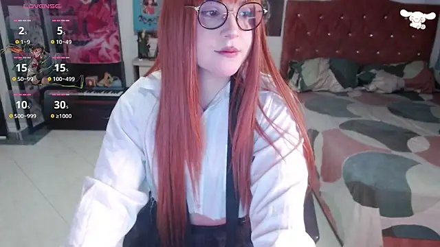 Snapshot of Avril2001 chatting on 10/14/25, 12:11 Avril2001 online show from 10/14/25, 12:11