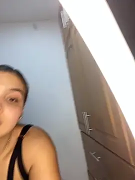 ETHAN ROX online show from 09/28/25, 11:12