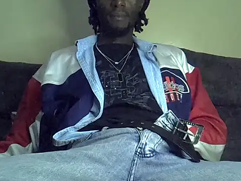 Snapshot of Delicious-D chatting on 04/11/26, 07:17 Delicious-D online show from 04/11/26, 07:17