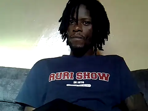 Snapshot of Delicious-D chatting on 04/17/26, 02:31 Delicious-D online show from 04/17/26, 02:31
