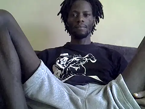 Snapshot of Delicious-D chatting on 10/10/25, 10:27 Delicious-D online show from 10/10/25, 10:27