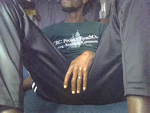 Delicious-D online show from 11/14/25, 05:33