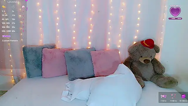 AlanaBekeer online show from 09/19/25, 08:35