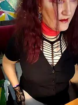 Snapshot of SabrinaXlovess chatting on 12/14/24, 05:25 SabrinaXlovess online show from 12/14/24, 05:25