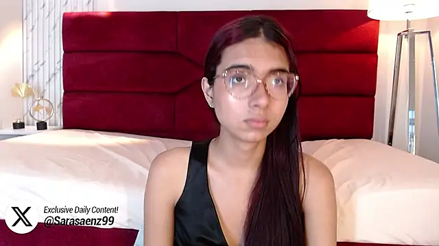 sara saenz99 online show from 03/13/25, 10:43