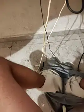 skrigul12 online show from 12/28/24, 11:37