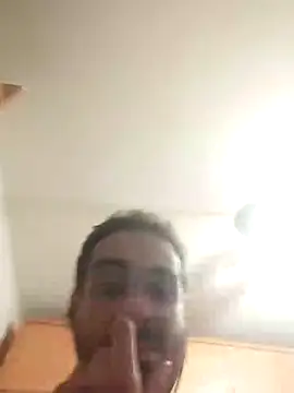 skrigul12 online show from 10/04/25, 02:35