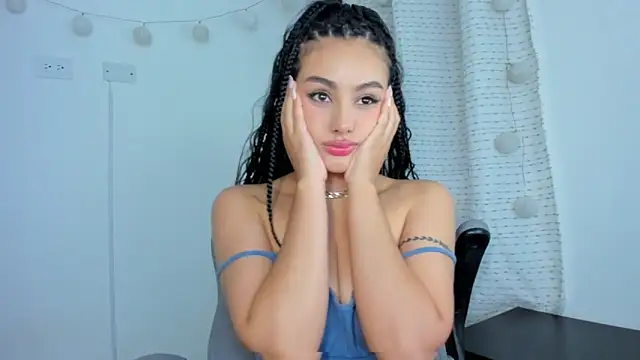 julia strauns online show from 01/02/25, 05:14