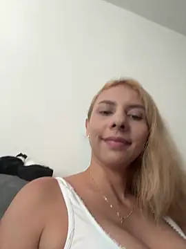 DollMagguie online show from 09/09/25, 03:54