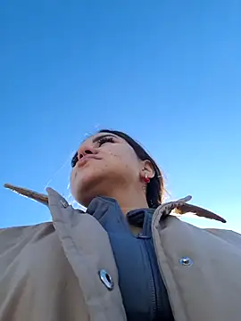 stacy stoone online show from 11/16/25, 07:24