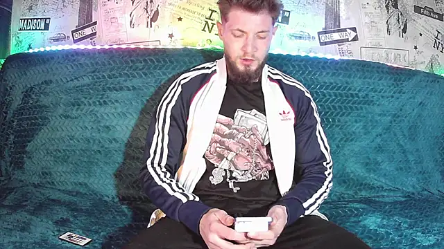 jimmyy  online show from 03/25/26, 03:22