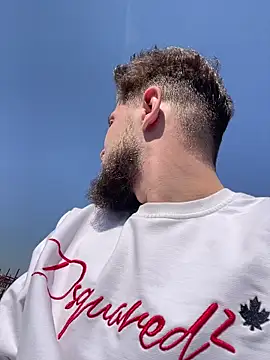 jimmyy  online show from 04/05/26, 08:54