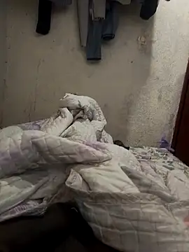 demo2004 online show from 03/21/25, 06:38