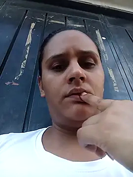 Andreita 95 online show from 10/28/25, 10:20