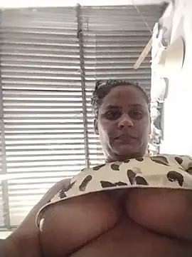 Andreita 95 online show from 07/14/26, 11:44
