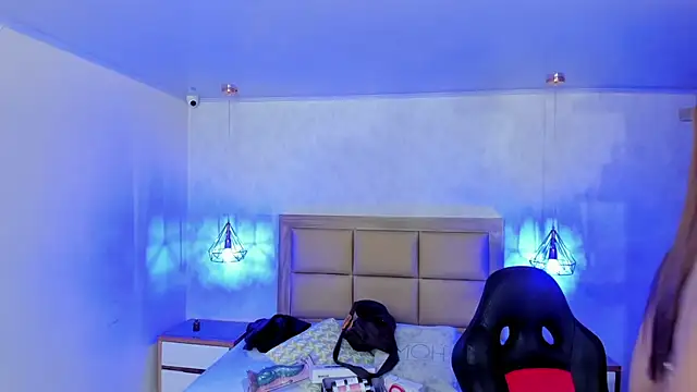 Kittytimberlake online show from 09/25/25, 12:11