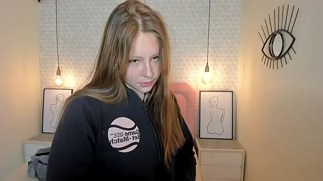 Snapshot of Kittytimberlake chatting on 12/22/25, 12:27 Kittytimberlake online show from 12/22/25, 12:27