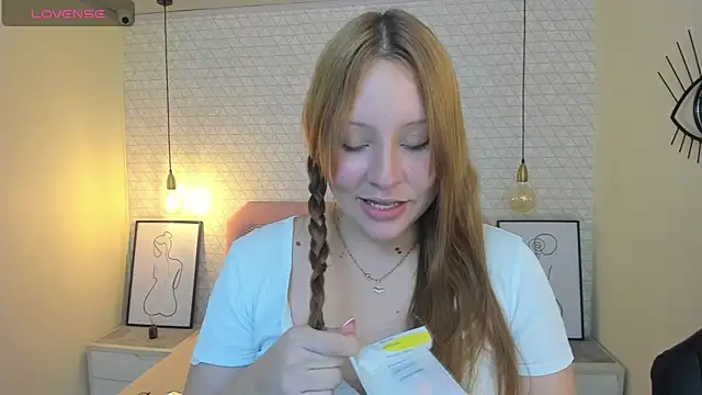 Kittytimberlake online show from 09/16/25, 07:15