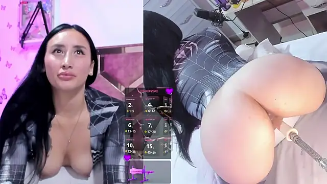 lili moonn online show from 04/16/26, 11:07