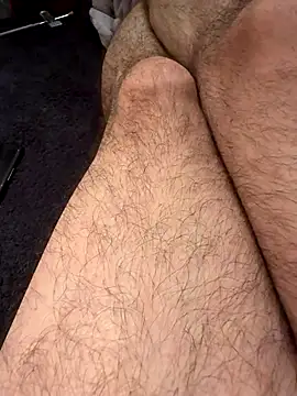 Snapshot of Ruslan52@xh chatting on 10/28/25, 08:08 Ruslan52xh online show from 10/28/25, 08:08