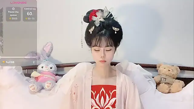 Qedgjwyz1 online show from 10/01/25, 01:59