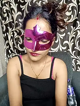 REVA DARLING online show from 05/08/26, 02:43