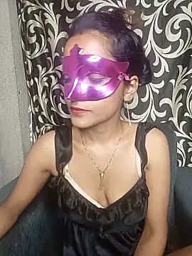 REVA DARLING online show from 05/17/26, 02:39