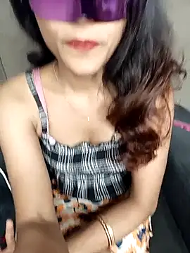 REVA DARLING online show from 10/13/25, 06:15