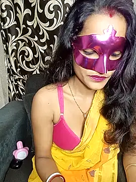 Snapshot of REVA_DARLING chatting on 06/12/26, 06:55 REVA DARLING online show from 06/12/26, 06:55