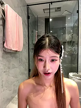 Momoever123456 online show from 10/14/25, 02:17