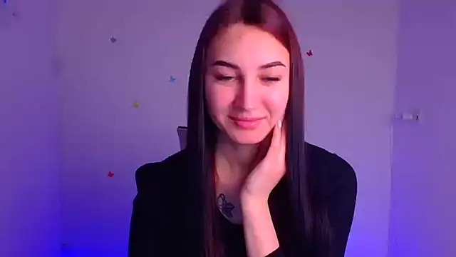 Snapshot of Jennifer_Blum chatting on 03/19/25, 06:14 Jennifer Blum online show from 03/19/25, 06:14