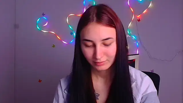 Snapshot of Jennifer_Blum chatting on 03/03/25, 06:24 Jennifer Blum online show from 03/03/25, 06:24