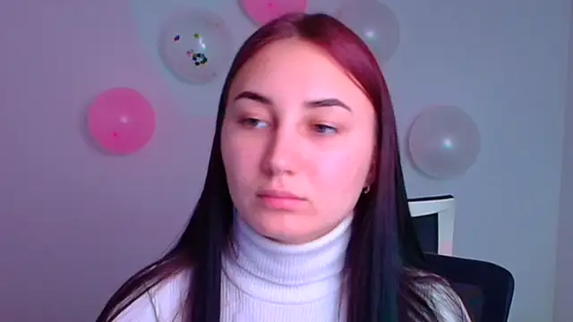 Snapshot of Jennifer_Blum chatting on 02/15/25, 12:48 Jennifer Blum online show from 02/15/25, 12:48
