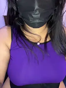 NOORA-GIRL online show from 12/23/25, 12:22