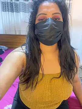 NOORA-GIRL online show from 02/04/26, 02:39