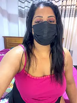 NOORA-GIRL online show from 01/10/26, 11:11