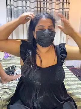 NOORA-GIRL online show from 03/18/26, 02:52