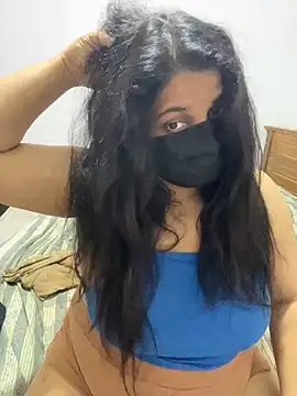 NOORA-GIRL online show from 06/18/26, 03:05