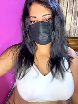 NOORA-GIRL online show from 11/23/25, 11:48