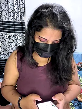 NOORA-GIRL online show from 12/01/25, 10:54