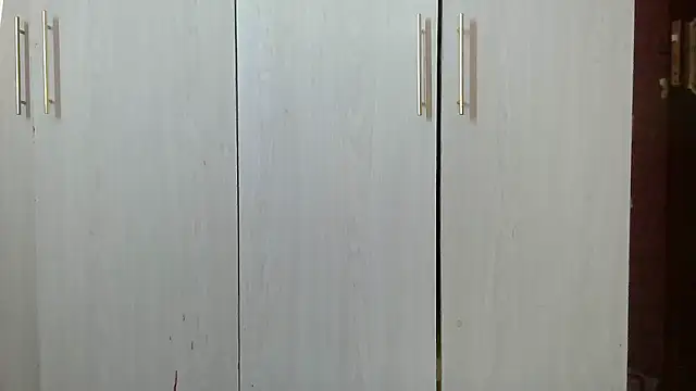 Snapshot of Destiny_Desire chatting on 01/17/26, 08:01 Destiny Desire online show from 01/17/26, 08:01