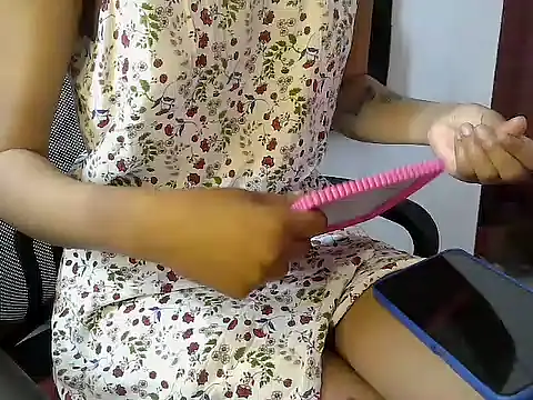 Destiny Desire online show from 10/07/25, 12:17