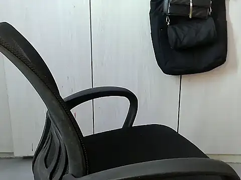 Destiny Desire online show from 10/10/25, 03:02