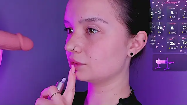 bitchpeace  online show from 04/08/26, 11:17